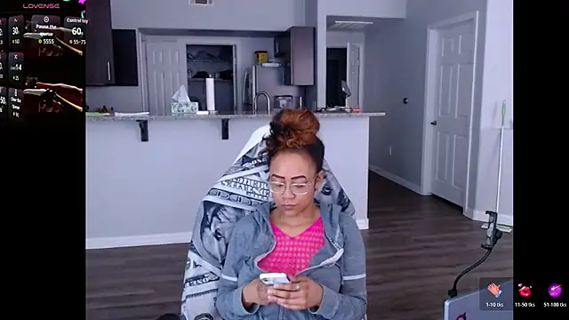 RylHoneyy online show from 06.09.26