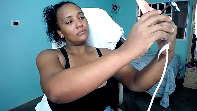 marysol83 online show from 11.23.25