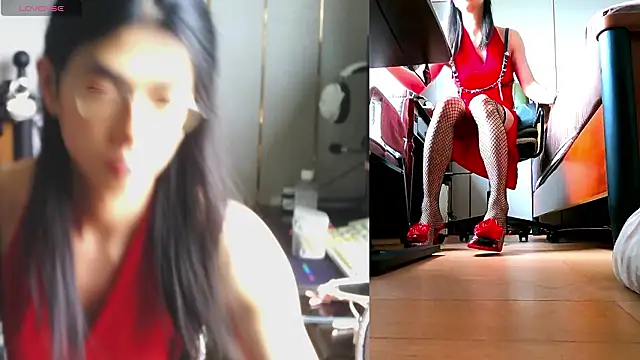 Snapshot of CrytinaSissyCrossdress chatting on 03.22.26 CrytinaSissyCrossdress online show from 03.22.26