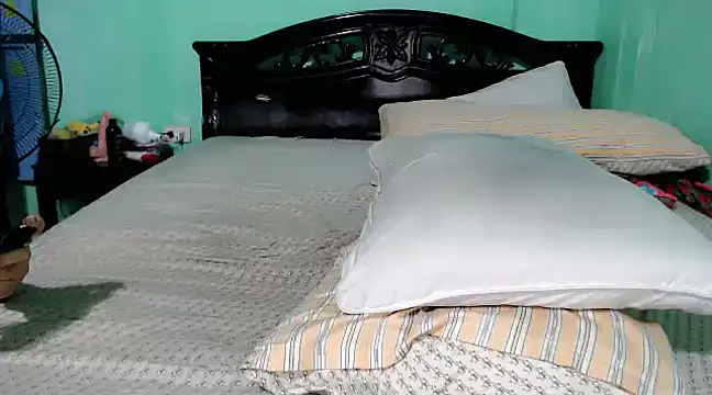 WantedSexslaves online show from 02.02.25