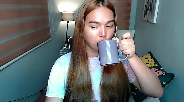 MoaningKylie online show from 12.21.24