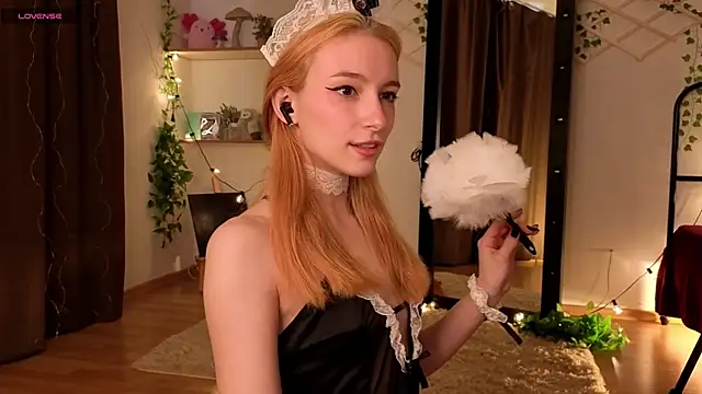 Snapshot of berrry_girl chatting on 05.03.26 berrry girl online show from 05.03.26