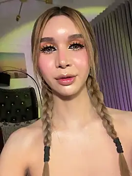 Snapshot of Addison__Lee chatting on 03.02.25 Addison Lee online show from 03.02.25