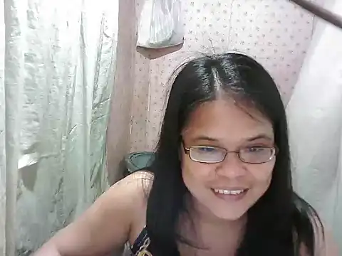 abiemayhottiey online show from 10.17.25