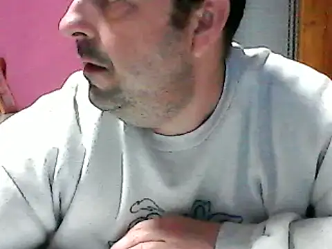 Hot-pico76 online show from 03.06.25