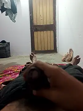 Snapshot of hunter6112 chatting on 01.14.26 hunter6112 online show from 01.14.26