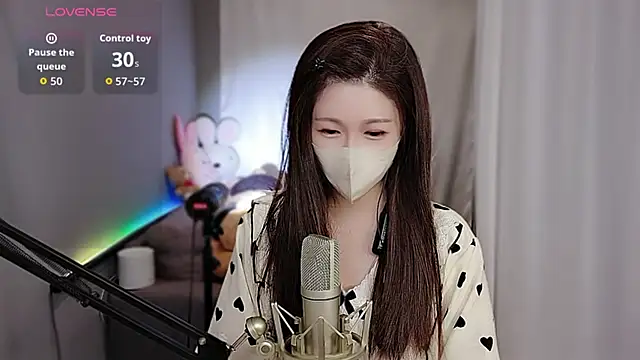 tw lala online show from 10.17.25