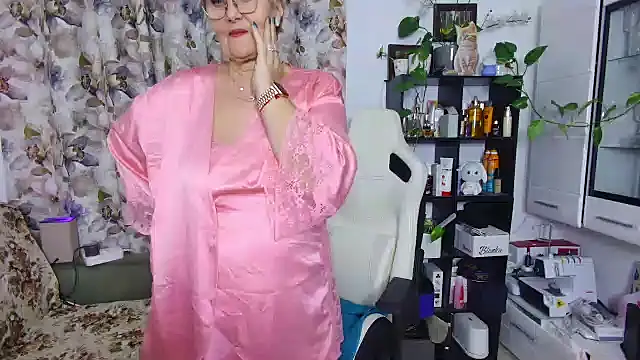 Selenna57 online show from 02.20.25