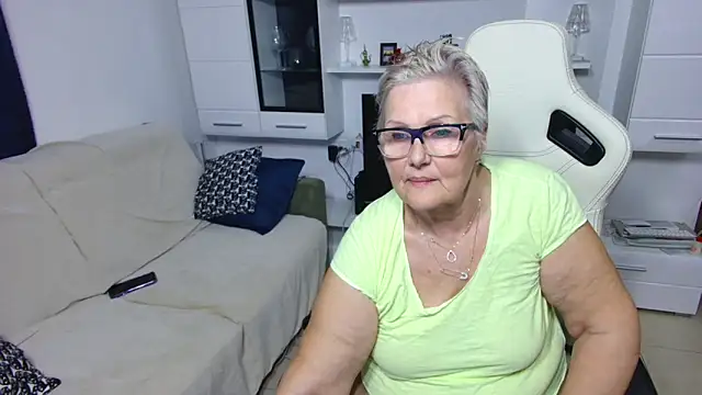 Selenna57 online show from 04.19.26