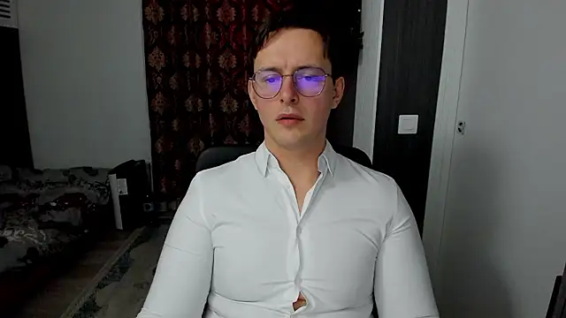 sexxymuscles4u online show from 01.19.26