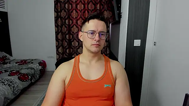 sexxymuscles4u online show from 02.03.26