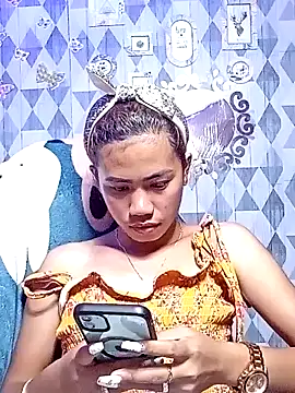 Snapshot of Cutie_body11 chatting on 01.27.25 Cutie body11 online show from 01.27.25