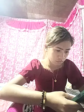 Snapshot of Cutie_body11 chatting on 02.07.25 Cutie body11 online show from 02.07.25