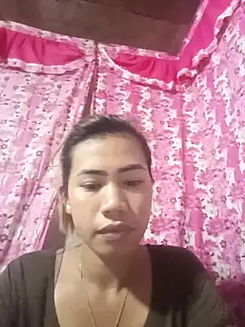 Snapshot of Cutie_body11 chatting on 02.25.25 Cutie body11 online show from 02.25.25