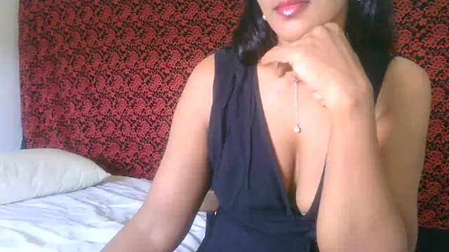 Snapshot of naughtyjaanu chatting on 02.06.25 naughtyjaanu online show from 02.06.25