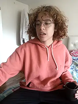 Snapshot of EmmaMelissa0521 chatting on 01.14.25 EmmaMelissa0521 online show from 01.14.25