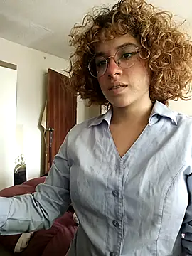 Snapshot of EmmaMelissa0521 chatting on 03.16.25 EmmaMelissa0521 online show from 03.16.25