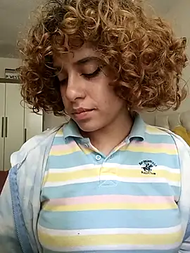 Snapshot of EmmaMelissa0521 chatting on 03.17.25 EmmaMelissa0521 online show from 03.17.25