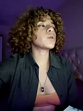 Snapshot of EmmaMelissa0521 chatting on 03.22.25 EmmaMelissa0521 online show from 03.22.25