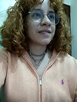 Snapshot of EmmaMelissa0521 chatting on 09.28.25 EmmaMelissa0521 online show from 09.28.25