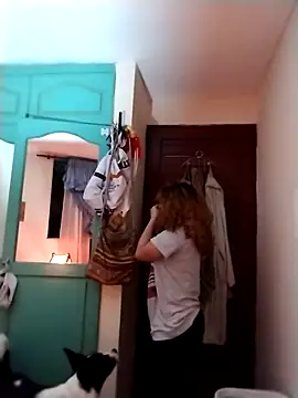 Snapshot of EmmaMelissa0521 chatting on 11.28.25 EmmaMelissa0521 online show from 11.28.25