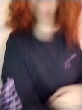 Snapshot of EmmaMelissa0521 chatting on 12.03.25 EmmaMelissa0521 online show from 12.03.25