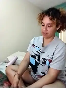 Snapshot of EmmaMelissa0521 chatting on 01.06.26 EmmaMelissa0521 online show from 01.06.26