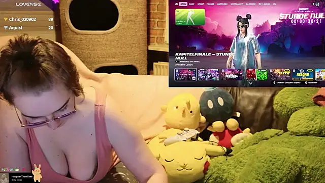 Snapshot of GamerGirl_Eve chatting on 11.29.25 GamerGirl Eve online show from 11.29.25