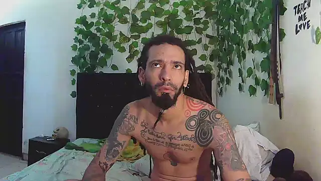 Snapshot of caribbeanlover1 chatting on 02.08.26 caribbeanlover1 online show from 02.08.26