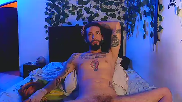 Snapshot of caribbeanlover1 chatting on 02.11.26 caribbeanlover1 online show from 02.11.26