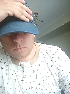 chicoguapo8 online show from 02.22.25