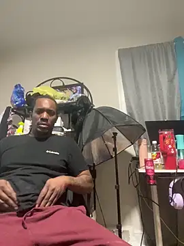 Snapshot of Makeyoucumallover chatting on 02.16.26 Makeyoucumallover online show from 02.16.26