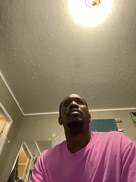 Snapshot of Makeyoucumallover chatting on 02.21.26 Makeyoucumallover online show from 02.21.26