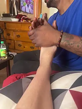 Snapshot of Makeyoucumallover chatting on 03.31.26 Makeyoucumallover online show from 03.31.26