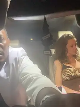 Snapshot of Makeyoucumallover chatting on 04.05.26 Makeyoucumallover online show from 04.05.26