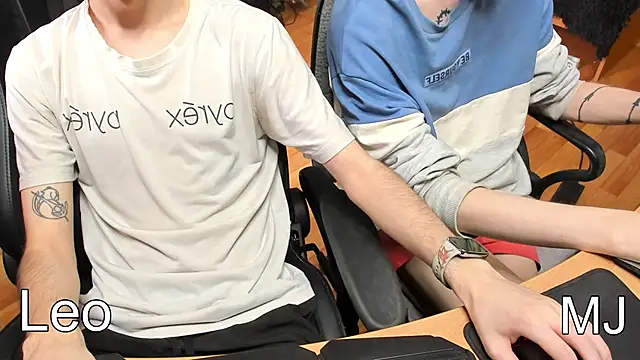 Snapshot of teelimata chatting on 02.14.25 teelimata online show from 02.14.25