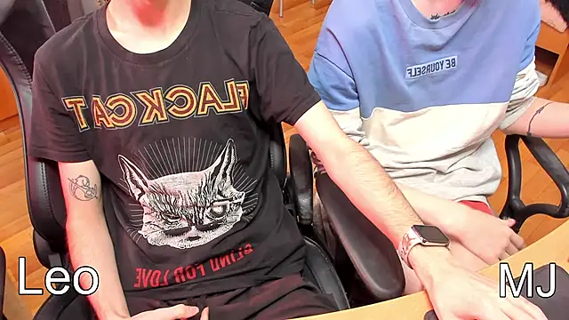 Snapshot of teelimata chatting on 02.21.25 teelimata online show from 02.21.25