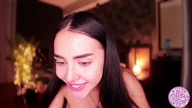 Snapshot of Lil_Gabby chatting on 12.04.24 Lil Gabby online show from 12.04.24