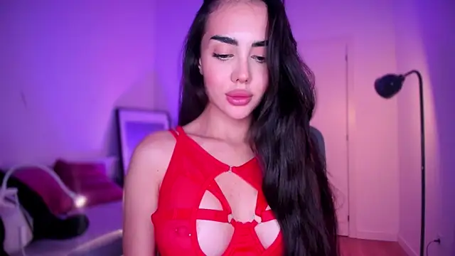 Snapshot of Lil_Gabby chatting on 11.23.25 Lil Gabby online show from 11.23.25