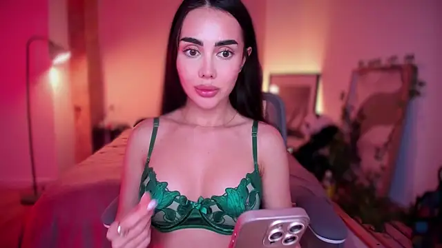 Snapshot of Lil_Gabby chatting on 01.18.26 Lil Gabby online show from 01.18.26