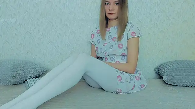 YourCaramel online show from 01.12.25