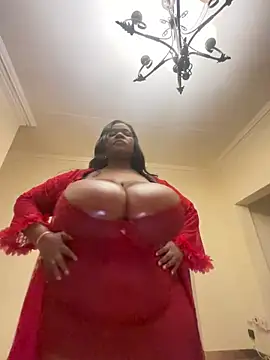 Snapshot of xXXSexyamazon chatting on 05.19.26 xXXSexyamazon online show from 05.19.26