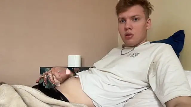 Snapshot of sexybooii6968 chatting on 09.27.25 sexybooii6968 online show from 09.27.25