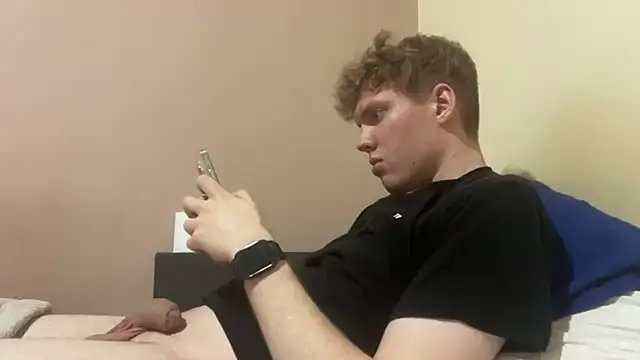 Snapshot of sexybooii6968 chatting on 11.15.25 sexybooii6968 online show from 11.15.25