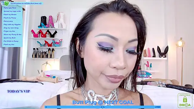 Snapshot of Cindybkk chatting on 10.16.25 Cindybkk online show from 10.16.25