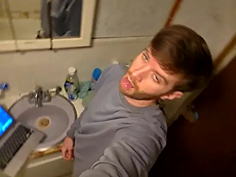 Snapshot of BlueEyedJason chatting on 11.09.25 BlueEyedJason online show from 11.09.25