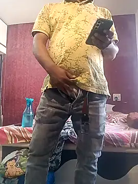 Snapshot of hornydick4you chatting on 12.10.24 hornydick4you online show from 12.10.24