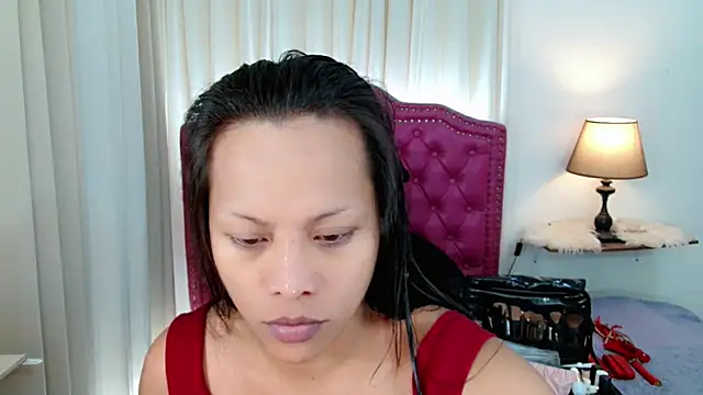 DreamLADYBOY online show from 05.02.26