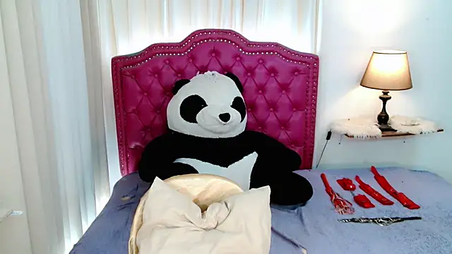DreamLADYBOY online show from 05.03.26