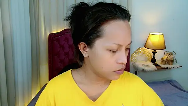 Snapshot of DreamLADYBOY chatting on 05.30.26 DreamLADYBOY online show from 05.30.26